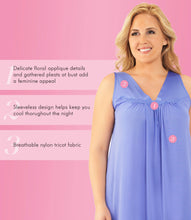 Load image into Gallery viewer, Exquisite Form® Short Gown – stuttur náttkjóll, Victory Violet