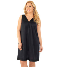 Load image into Gallery viewer, Exquisite Form® Short Gown – stuttur náttkjóll, Midnight Black