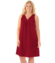 Load image into Gallery viewer, Exquisite Form® Short Gown – náttkjóll, Sangria