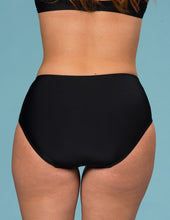 Load image into Gallery viewer, Patterned bikini briefs in black/white – bikiní buxur, Black/White