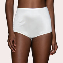 Load image into Gallery viewer, Perfectly Yours® Ravissant® Tailored Full Brief – nærbuxur, Star White