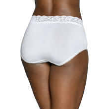 Load image into Gallery viewer, Flattering Lace® Brief – nærbuxur, Star White