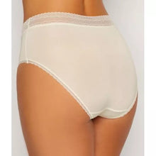 Load image into Gallery viewer, Flattering Lace® Brief – nærbuxur, Coconut White