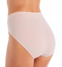 Load image into Gallery viewer, Beyond Comfort® Silky Stretch Hi Cut – nærbuxur, Sheer Quartz